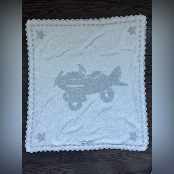 Barefoot Dreams CozyChic Blue and White Airplane Scalloped Baby Blanket - Picture 5 of 7